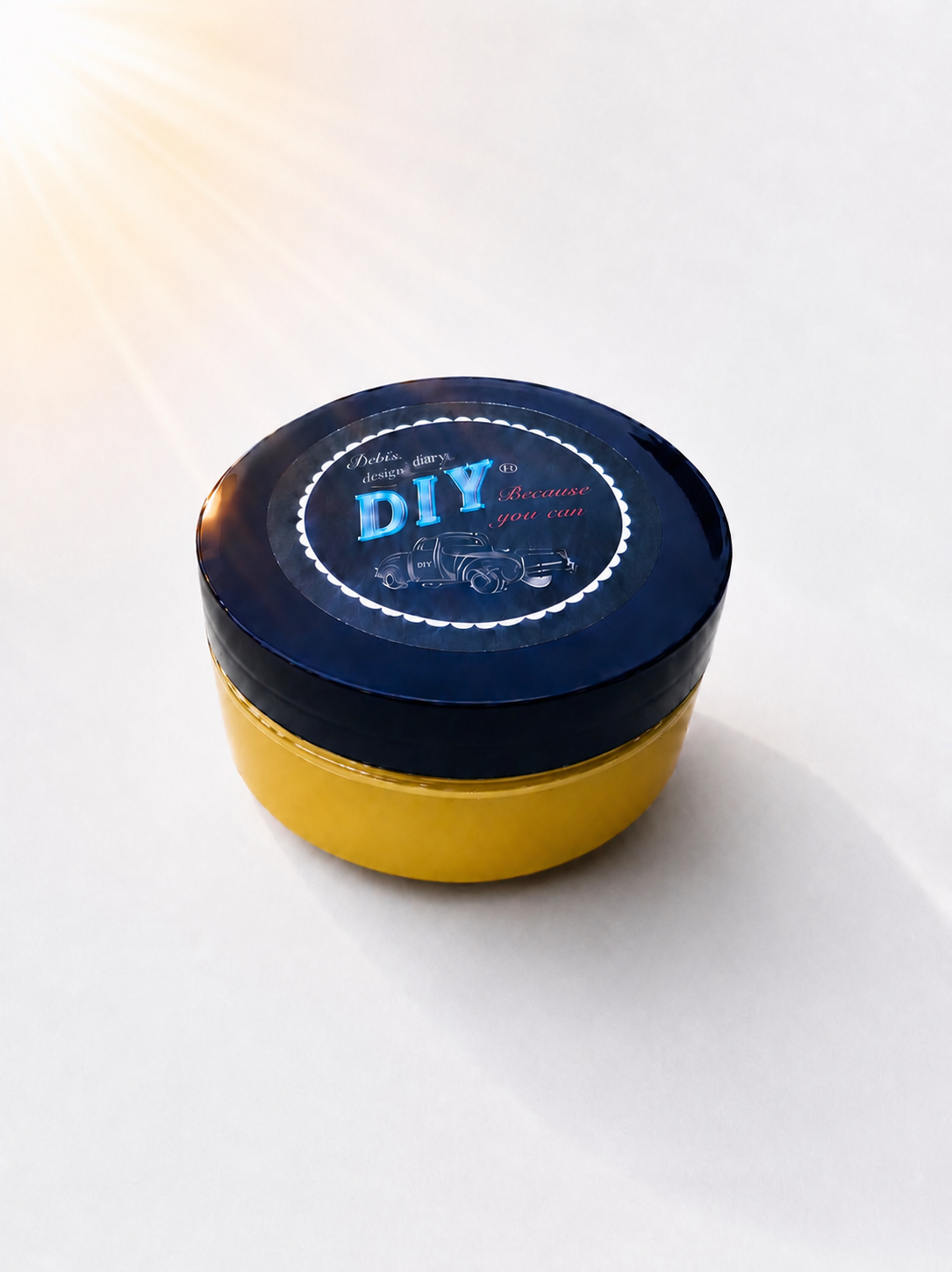 DIY Paint Queen Bee 2 Oz Case